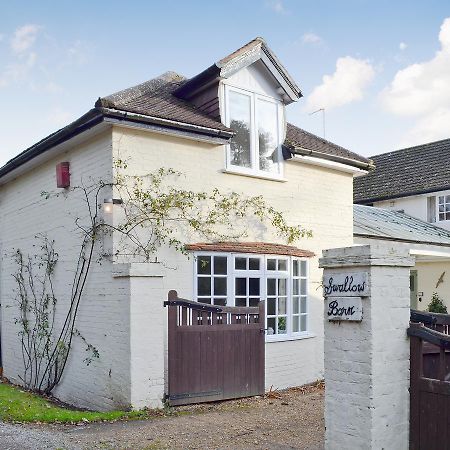 Swallow Barn Villa Chobham  Dış mekan fotoğraf
